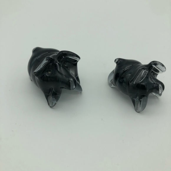 Miniature Glass Pigs - Picture 6 of 6